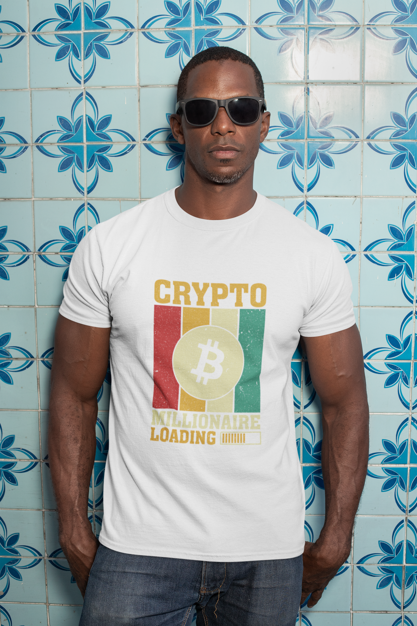 Crypto - Bitcoin - Millionare Loading - T-Shirt - Premium Quality